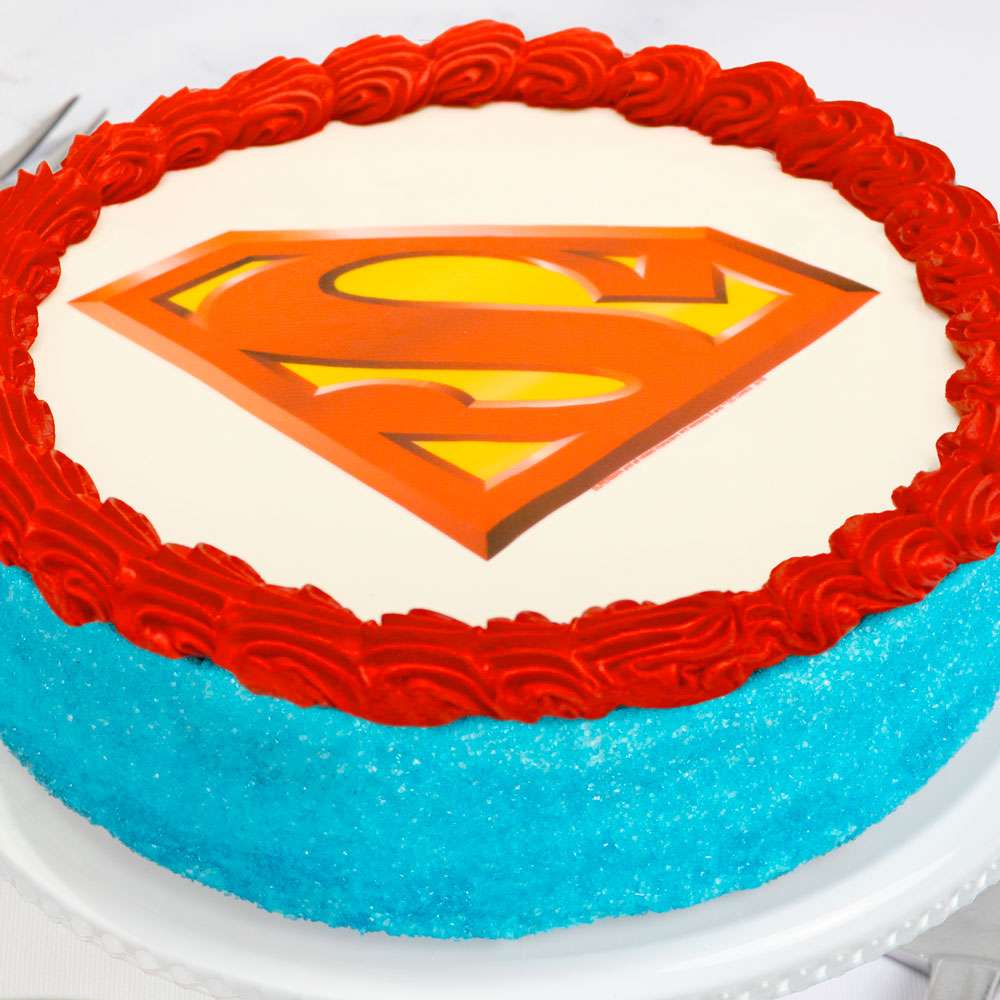 Superman Cake Close-up