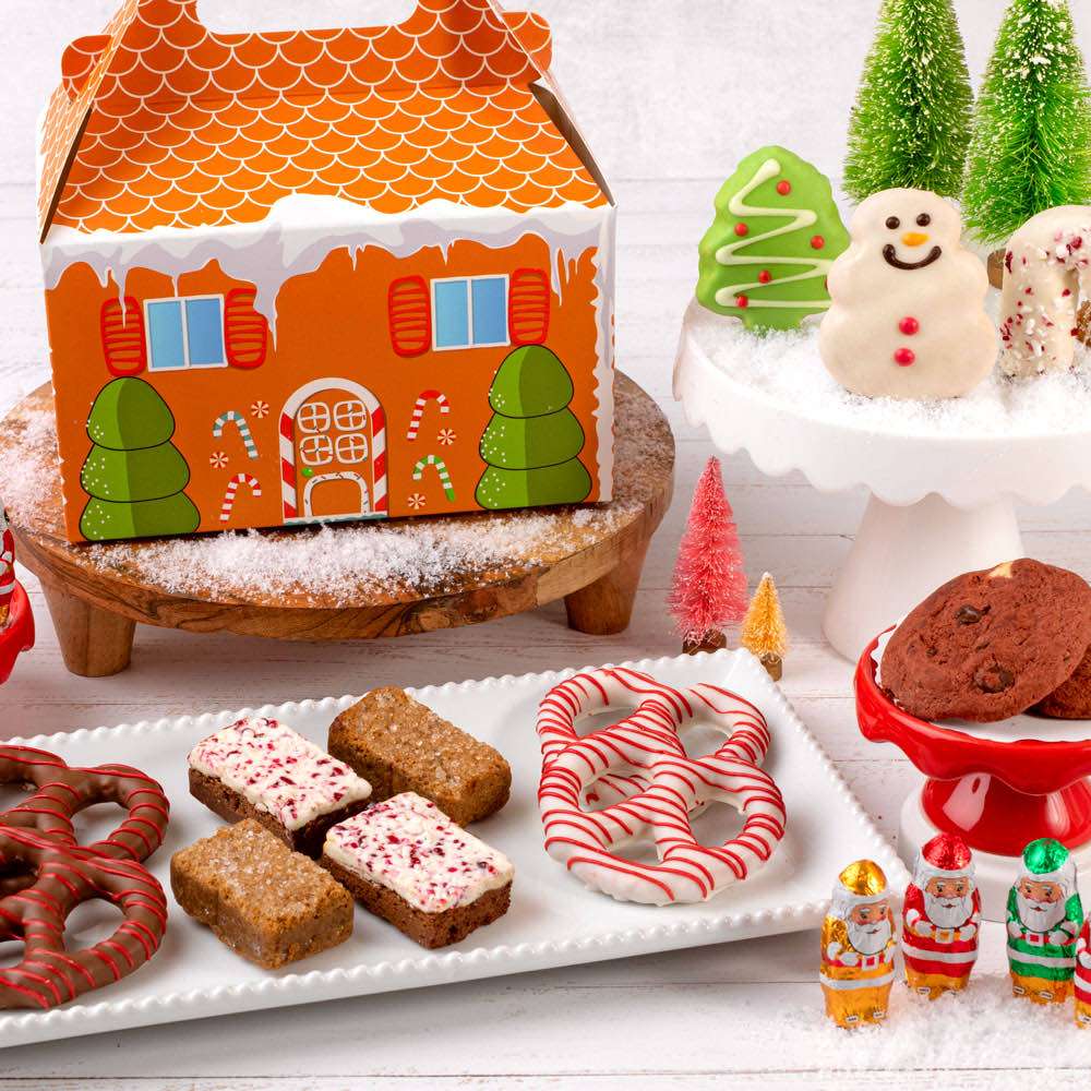 Gingerbread Snack Box Close-up