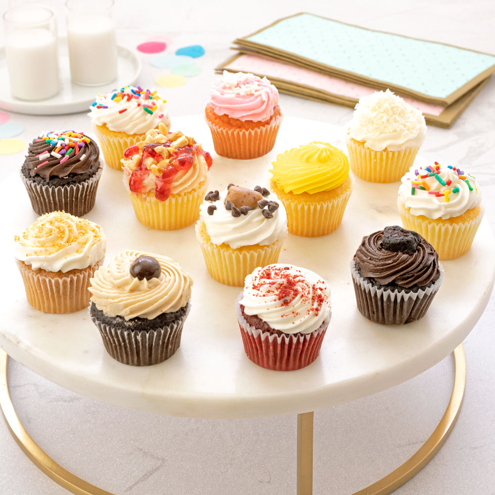 verhaal werkgelegenheid besluiten 12pc Mini Cupcake Favorites delivered